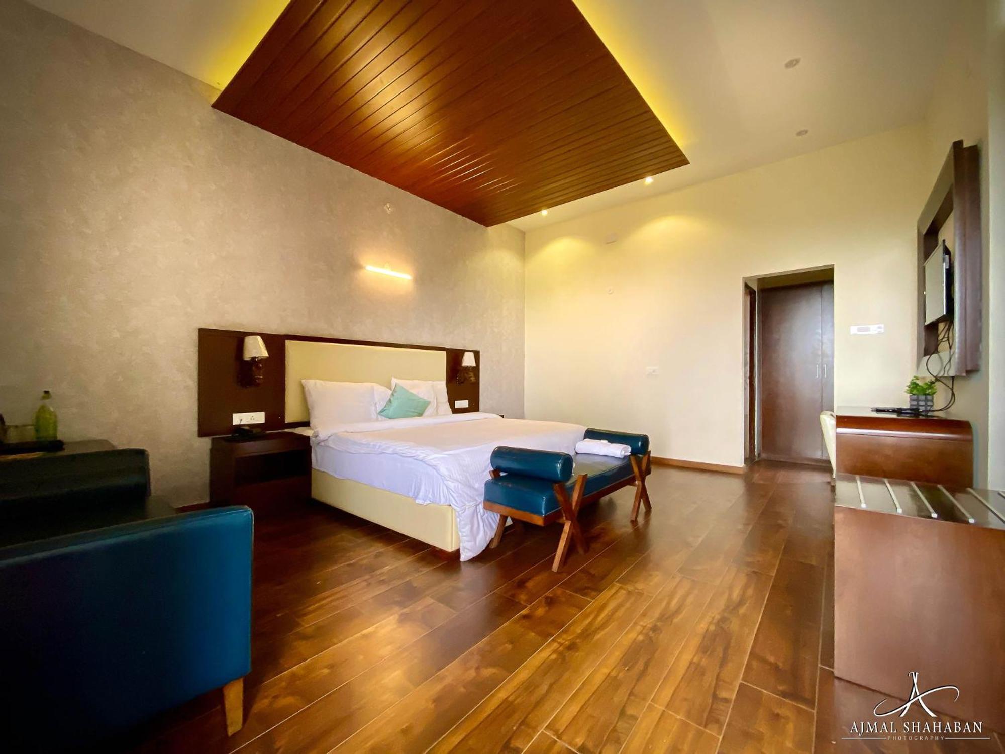 Mountain Trails Hotel Ooty Exterior foto